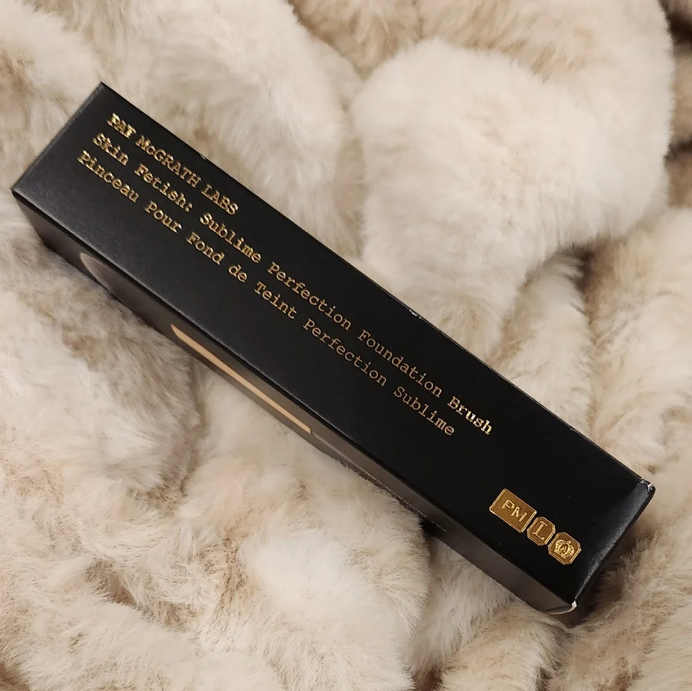 PAT MCGRATH LABS- Skin Fetish: Sublime Perfection Foundation Brush